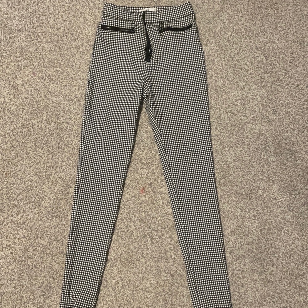 Urban outfitters pants size 0